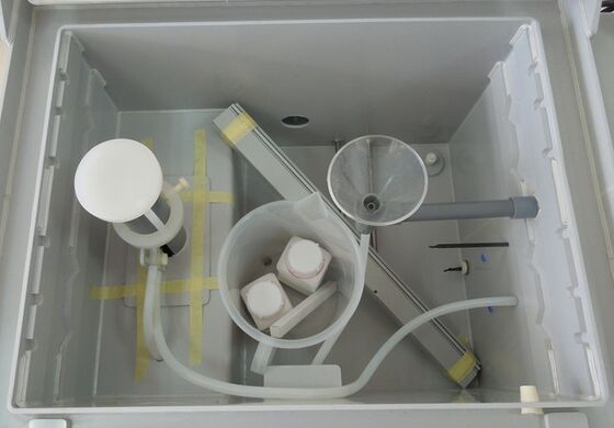 Testador de névoa salina para laboratório PV Câmara de teste de corrosão por névoa salina Máquina de teste de envelhecimento por névoa salina de módulos fotovoltaicos