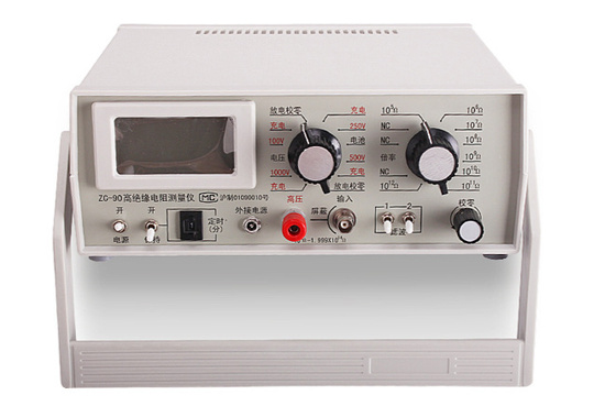 Teste digital de resistência ao isolamento com tensão de ensaio de 100/250/500/1000 V e faixa de resistência de 0·2·1016Ω, conforme com o GB/T 3048.5, UL1581, UL2556